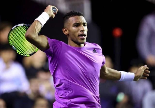 路输出与线 路输出与线